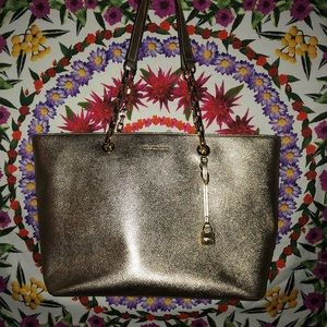 Michael Kors Pebbled Leather Mercer Tote